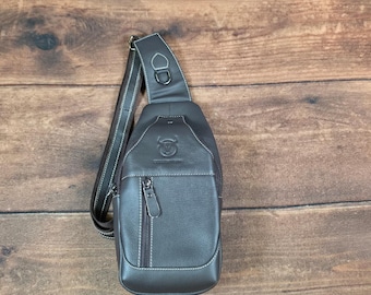 Borsa a tracolla Bullcaptain da uomo, piccola, marrone, in pelle, ideale per viaggi.