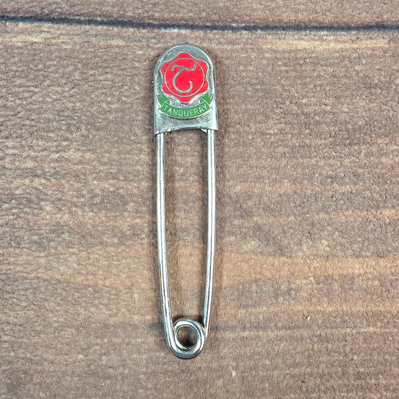 Pin para kilt Tanqueray, accesorios, talla única, plata, buen logo vintage esmaltado, imperdible imagen 1