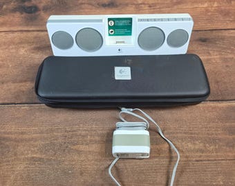 Logitech Pure-Fi Anywhere-speaker OS S-00001 White Excellent 30-pins dockbehuizing