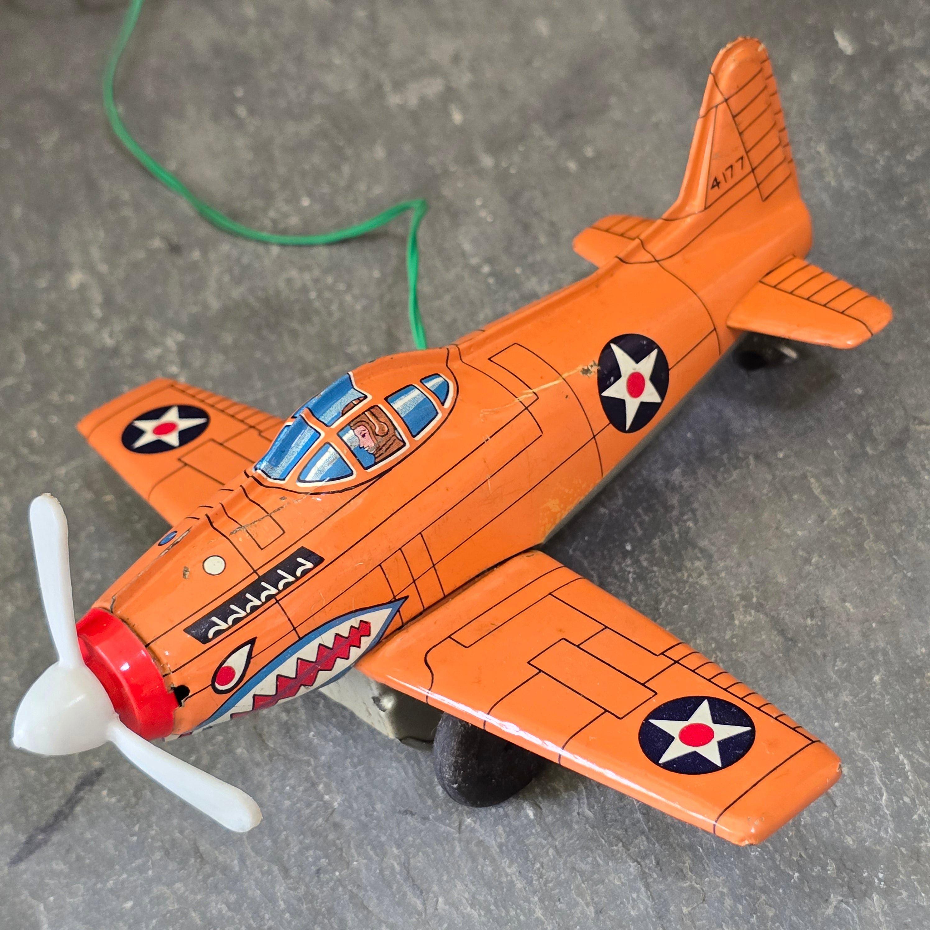 JOUET ANCIEN AVION De Guerre Avec Mitrailleur EUR 115,00 - FR