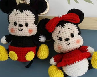 Crochet Mouse Keychain | Handmade Yarn Amigurumi Bag Charm