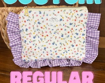 Op maat gemaakt gewatteerd katoenen make-uptasje met ruches | Gepersonaliseerde make-uptasje