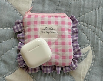 Airpod-houder sleutelhanger | Gewatteerd zakje | Etui met rits en ruches | Sieraden | Girly