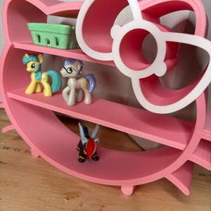 Hello Kitty Shelf