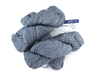Malabrigo Dos Tierras in color Gris, DK Weight Alpaca and Merino Wool Knitting Yarn, medium true gray, #212