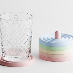 Stackable Drink Coasters Set – Modern Minimalist Cup Holder – Pastel Home Decor – Desk & Coffee Table Accessory