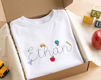 Camiseta escolar personalizada con nombre bordado, camiseta infantil personalizada para la vuelta al cole, conjunto para el primer día de clase.