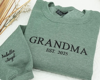 Sudadera personalizada para abuela bordada, sudadera de cuello redondo con el año de fundación de la abuela y los nombres de los niños en la manga, regalo para la nueva abuela, anuncio de embarazo.
