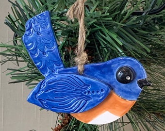 Ornamento de pájaro azul oriental. Elegante adición a cualquier árbol. Diseño exclusivo de Ek Creations. Pájaro azul, pájaro, adorno de pájaro