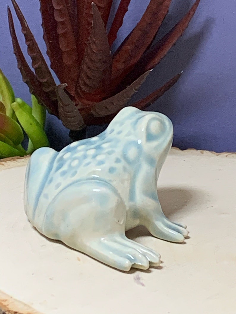 Bigger Frog Blue Green. Retro Ceramic. Fits nicely in a planter, terrarium, nook or beta tank. Too cute. Made from 1960's mold. image 4