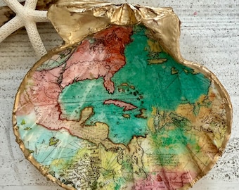 Antique Map Shell Trinket Dish, Desk Valet Key Tray, Office Coastal Decor, Jewelry Dish, Trinket Catchall, Travel Lover Gift, Beach House