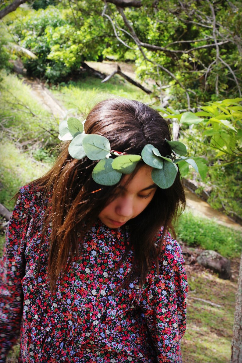 Greenery Floral Crown, eucalyptus crown, Flower Hair Crown, flower girl crown, Green Bridal Crown, Boho Leaf Crown, Green Wedding Crown image 1