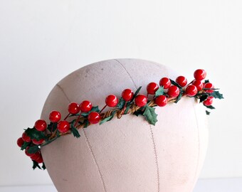 Holiday Floral Crown, Christmas Flower Crown, winter wedding, winter crown, Christmas Headpiece, photo prop, christmas headbands