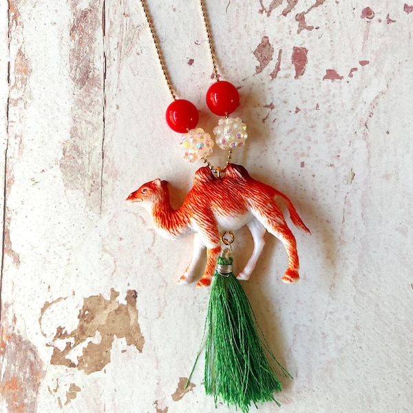 Camel Necklace, Fun Necklace, Stocking Stuffers, Dessert Camel necklace, Animal Jewelry, Gift for her