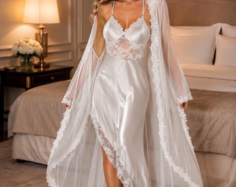 White Bridal Satin Nightgown Set, Bridal Robe Set with Lace, Bridal Getting Ready Robe, Wedding Morning Set, Honeymoon Robe and Nightgown.