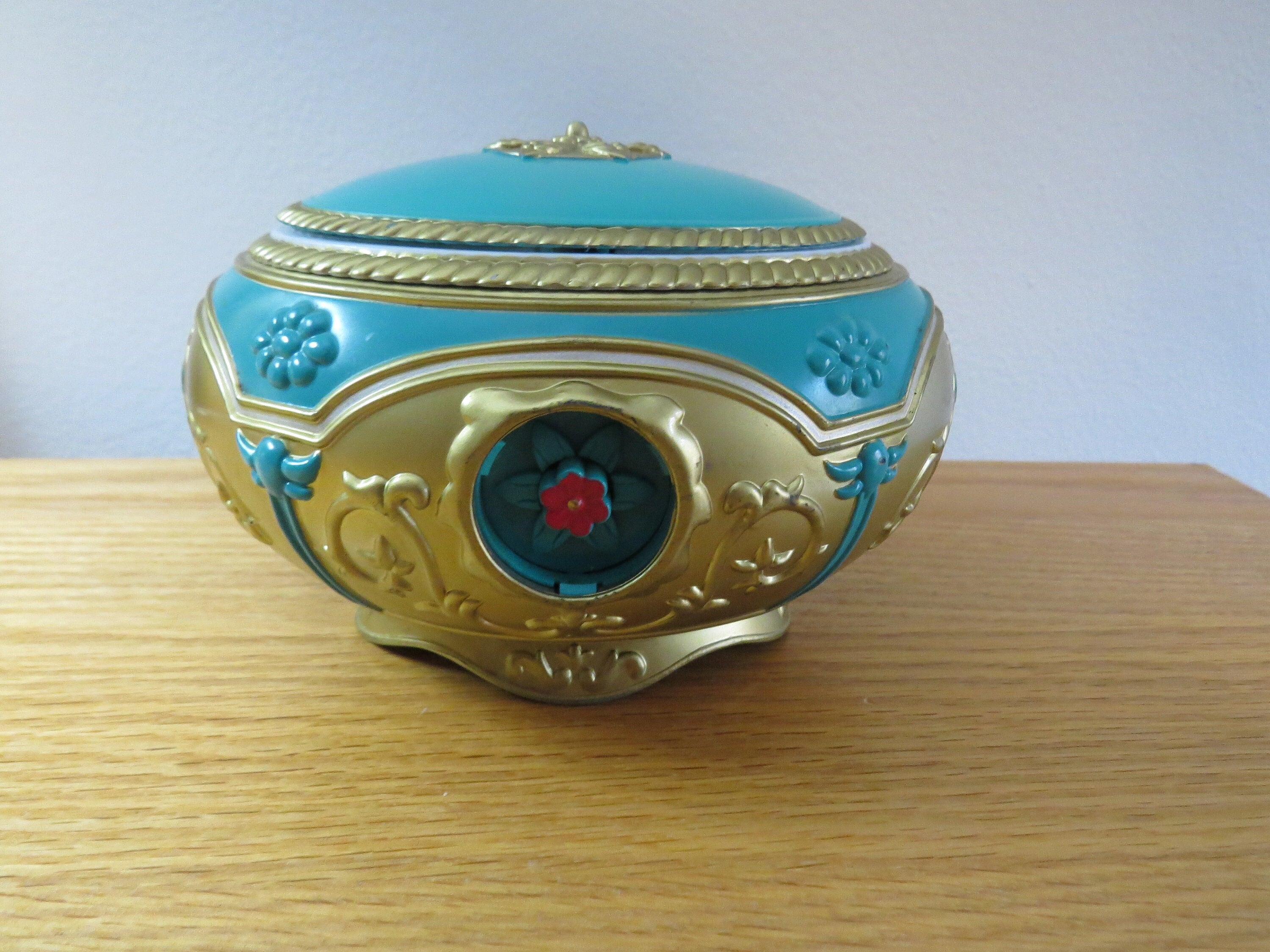 Vintage 1997 Galoob Anastasia Once Upon A December Music Box Works