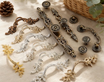 Maniglie decorative in lega di zinco per cassetti di cucina e armadio.