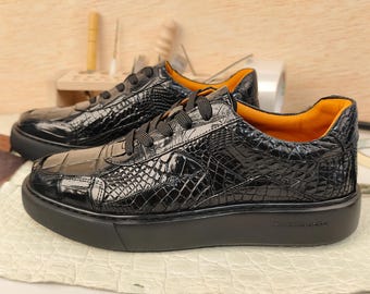 Zapatos de piel de caimán auténtica hechos a mano para hombre, zapatillas informales de plataforma de piel auténtica negra de lujo.