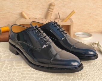 Handmade Midnight Blue Patent Leather Oxford Shoes for Men with Unique Red Bottom Sole