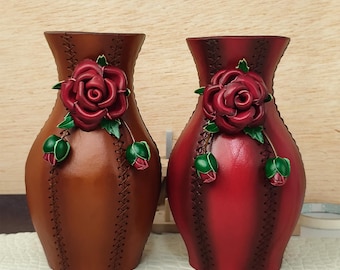 Jarrón de cuero personalizado hecho a mano, maceta de auténtica piel de vaca, regalo para ella, palabras grabadas a medida.