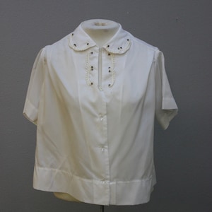 Unique White Vintage Swing Blouse