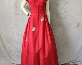Gorgeous 1950’s Red Chiffon Prom Dress