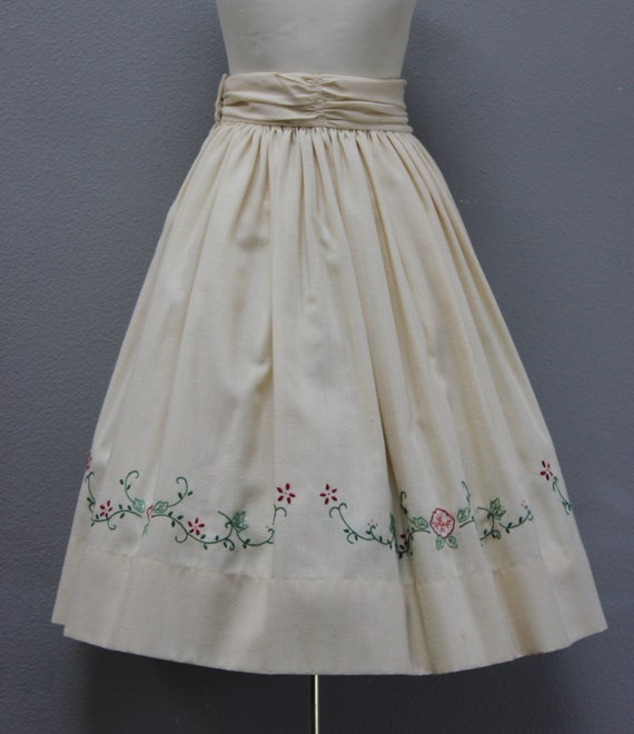 Adorable Vintage 1960s Bouffant Skirt - image 3