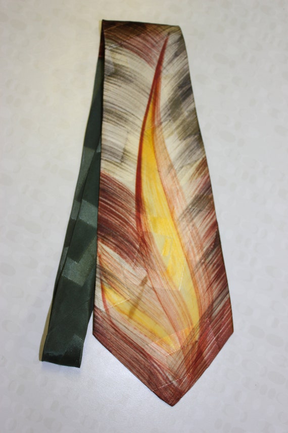 Fabulous Vintage 1940s Green Hand Painted Tie