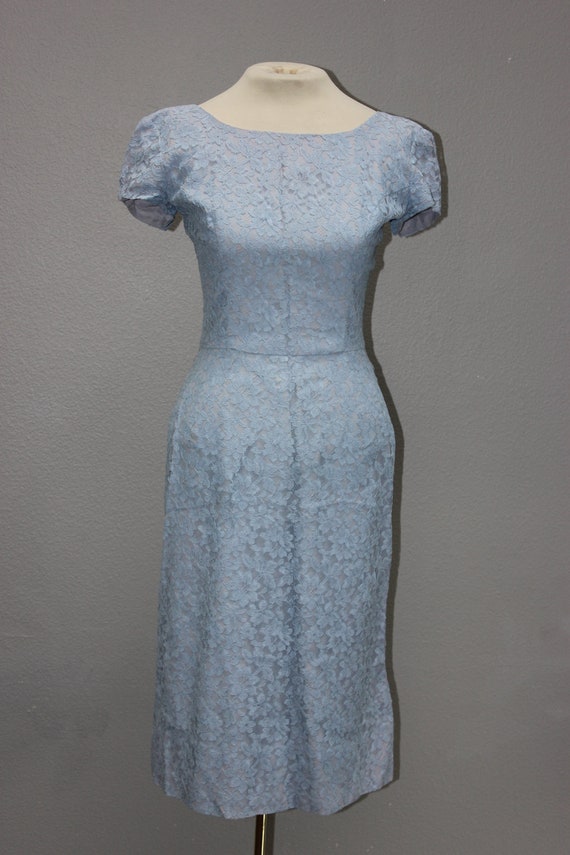 Adorable Vintage 1950s Blue Lace Dress Suit - image 4