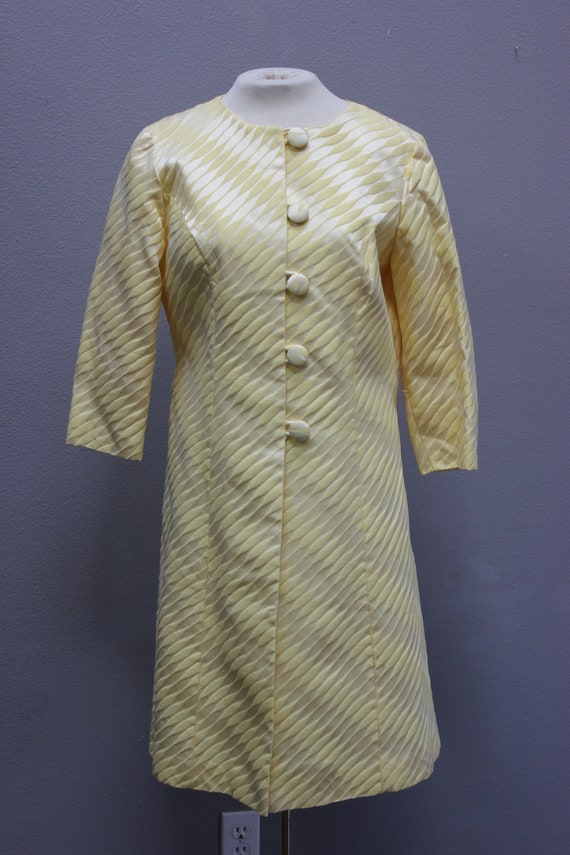 1960’s Yellow Vintage Midi Coat - image 1