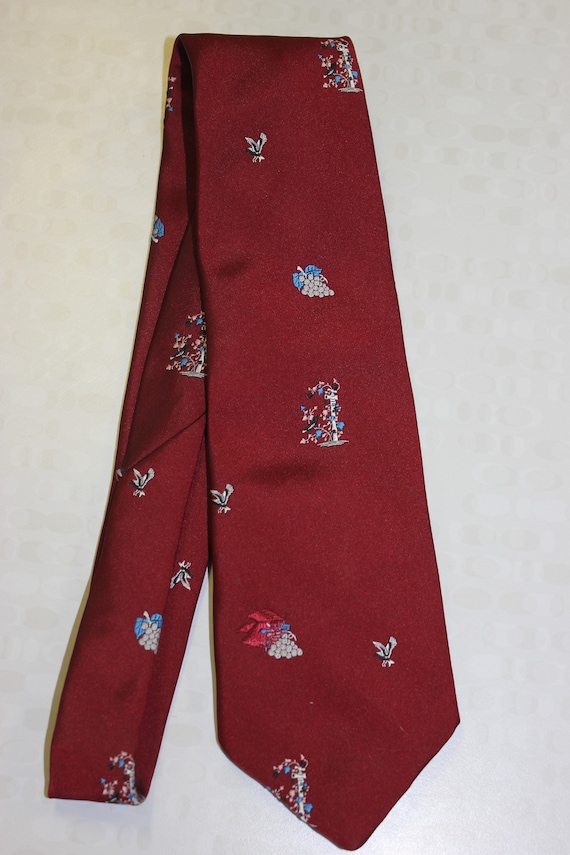 Stunning Vintage 1970s Maroon Embroidered Vintage 