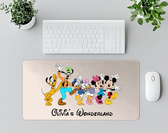 Alfombrilla de escritorio personalizada de Mickey y sus amigos, alfombrilla de ratón para juegos de Disney, regalo de cumpleaños de Disney Friends, regalo personalizado de Disney, accesorio de escritorio de Disney Squad