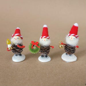 SET OF 3 Mini Pinecone Christmas Elves, Retro Vintage Style Pinecone Christmas Ornament Santa Elf Inspired by 1950s Putz Holiday Gnomes