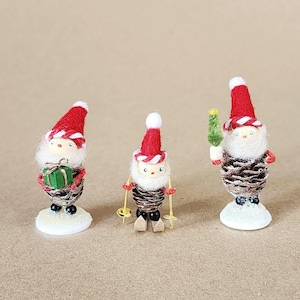 SET OF 3 Mini Pinecone Christmas Elves, Retro Vintage Style Pinecone Christmas Ornament Santa Elf Inspired by 1950s Putz Holiday Gnomes