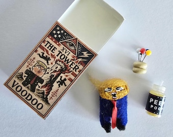 Trump Voodoo-docka Mini Tändsticksask med Nålar och Böneljus, Lille Orange Man i en Tändsticksask Resealtare, President Voodoo FOTUS MAGA Mania