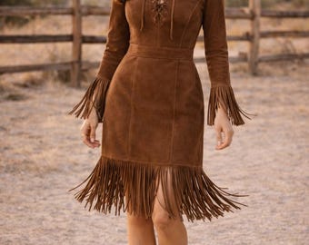 Vestido marrom de camurça com franjas - Roupa de cowboy estilo faroeste com cadarço em couro