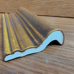 Ceramic Wall Tile - Classic Crown Molding - Color: Earth E304
