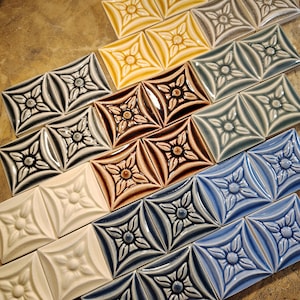Ceramic Tile - 001 Rosette - 2" x 2" Wall Tile