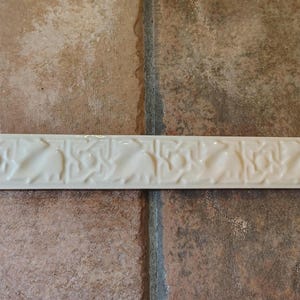 Ceramic Tile - 125 Biscuit - Seattle - 1" x 8"