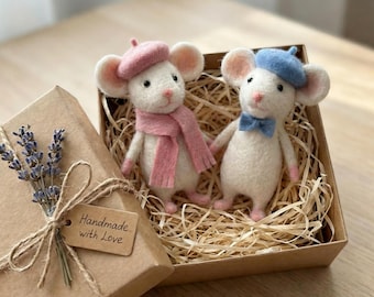 Needle Felted Mouse Couple, Parisian Love, Valentine's Gift