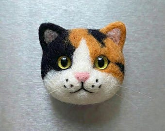 Custom Needle Felted Cat Magnet, Wool Pet Portrait, Whisker Holder