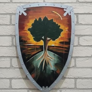 Hedge Knight Shield, Ser Duncan the Tall Shield, Medieval Fantasy Wall Decor, Wooden Cosplay Prop, Tree and Star Design