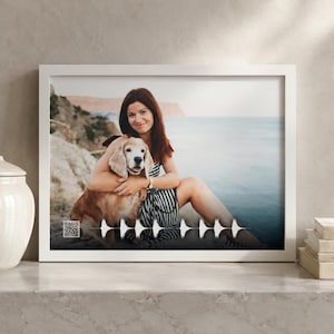 Pet Voice Soundwave Memorial Frame with QR Code and Private Online Tribute