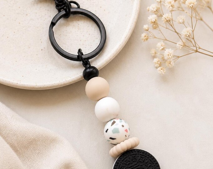 Project Bag Scissor Charm Keychain / Silicone Beads Fob