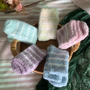 Cozy Coral Fleece Fuzzy Socks for Women, Extra Thick Winter Bed Socks, Aesthetic Striped Plush Sleep Socks Gift for Her