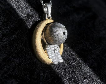 Iron Meteorite Necklace – 925 Silver Astronaut  Pendant | Genuine Planetary Meteorite Jewelry | Unique Celestial Gift for Her