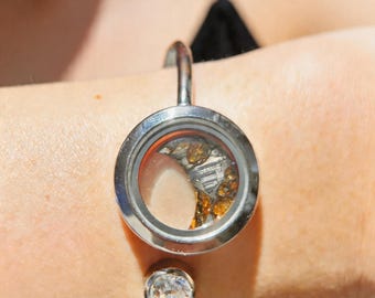 Sericho Pallasite Meteorite Bracelet — Genuine Kenyan Space Rock Inlay, Silver Tone Cuff with Crystal Accent, Unisex Gift