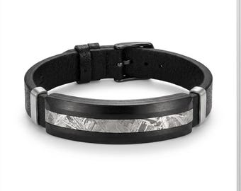 Pulsera de meteorito de hierro Muonionalusta — 47*4 mm Incrustación grabada / 16 -21 cm/ Patrón Widmanstätten — COA y caja de regalo