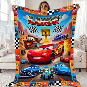Manta polar personalizada de Disneyland Cars, manta personalizada de Rayo McQueen con nombre, manta de Mario y Luigi de Cars, regalo de cumpleaños, manta de Cars imagen 1