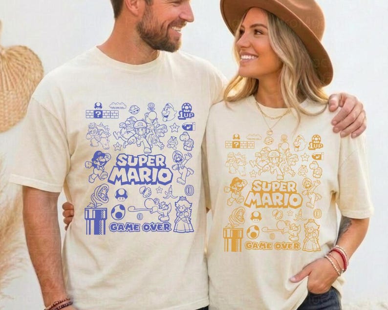 Camiseta con arte de garabatos de Mario y sus amigos Camiseta de la película Mario Galaxy Camiseta de la familia Super Mario Camiseta de los videojuegos de Disneyland Mario Camiseta del universo épico imagen 1